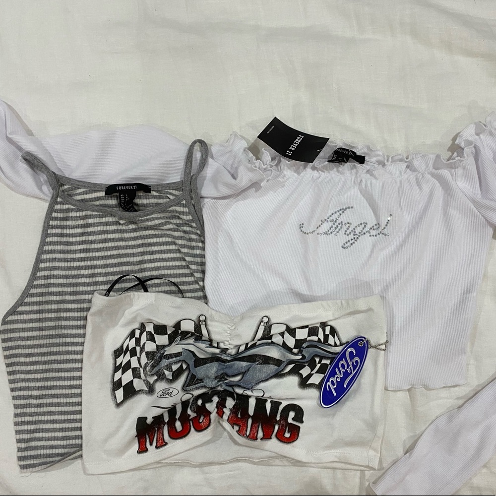 bundle of three forever 21 tops
